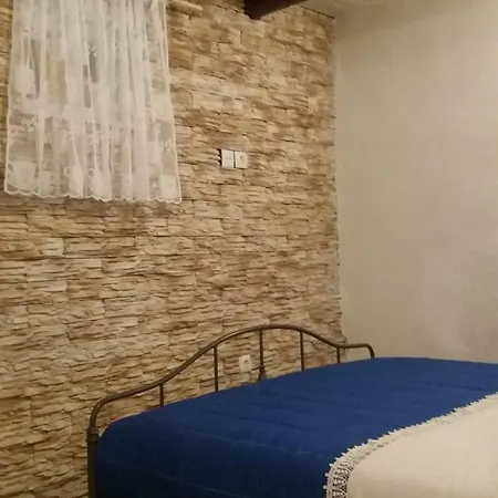 Pearl Veliki Drvenik